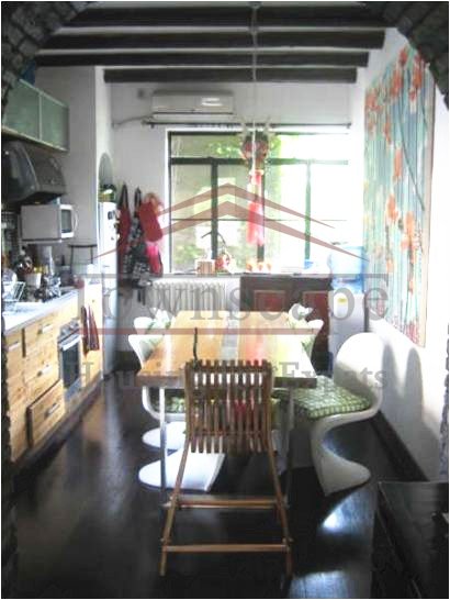 renovated apartment in shanghai for rent Old apartment with terrace in center of Jingan Temple area