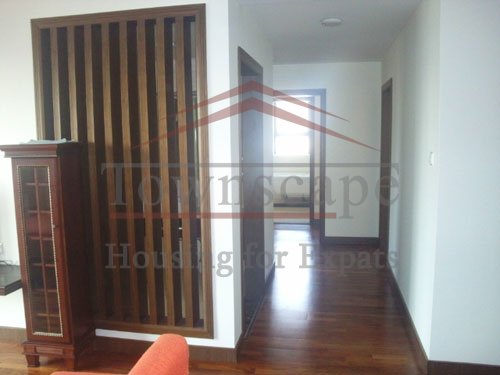 apartment for rent near wusong river Big 3 BR territory apartment located on high floor