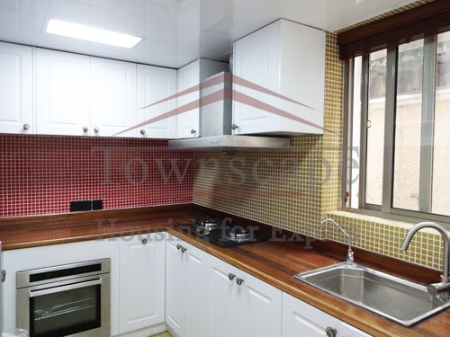 renovated apartment for rent 2 level bright and renovated lane house for rent near Xintiandi
