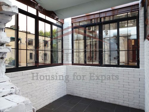 2 floor apartment for rent 2 level bright and renovated lane house for rent near Xintiandi