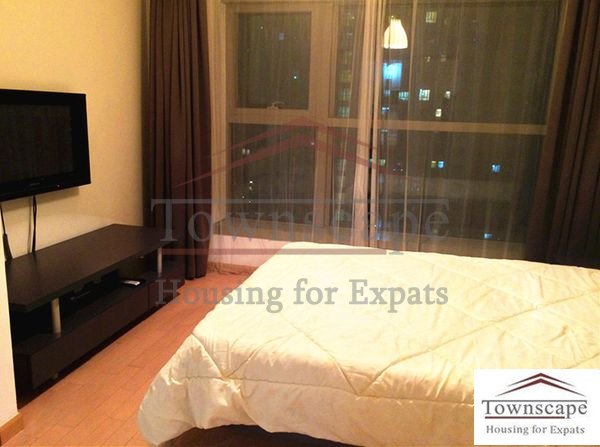 8 park avenue shanghai for rent in jing`an temple Well furnished and brigth apartment in Eight Park Avenue for rent