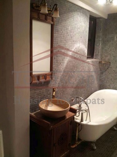 jing`an temple district apartment for rent Cozy floor heated apartment for rent on Huashan road
