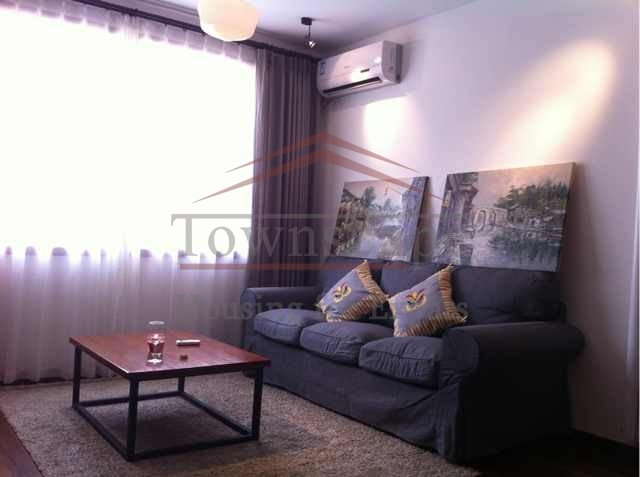 renovated apartment for rent in Shanghai Wall heated old renovated apartment for rent in center of Shanghai