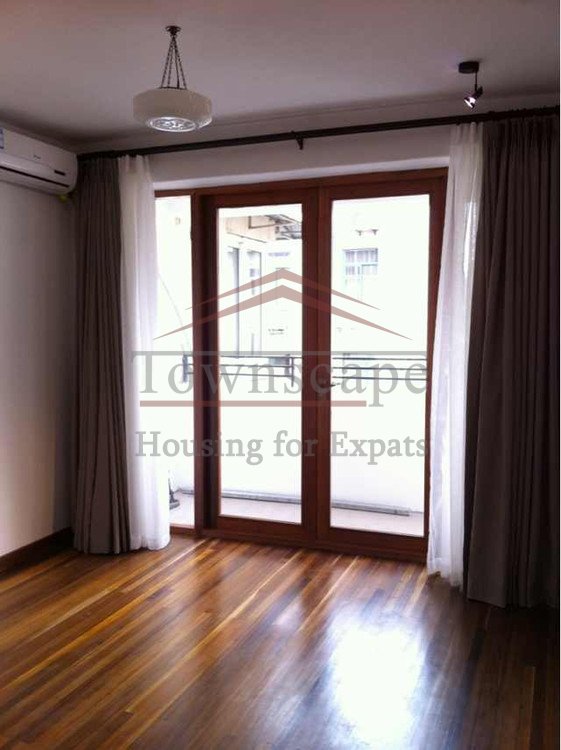 renovated and wall heated apartment in former french concession Wall heated old renovated apartment for rent in center of Shanghai