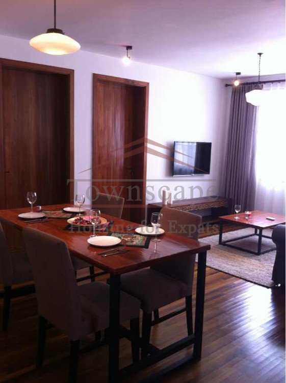 wall heated apartment rentals Wall heated old renovated apartment for rent in center of Shanghai