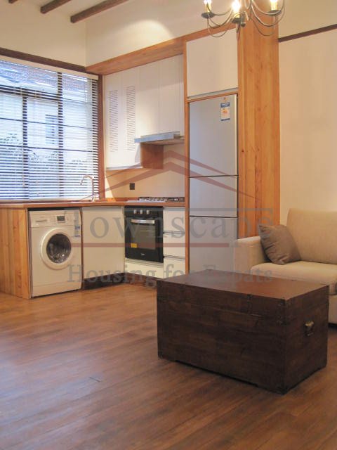 partially furnishaed old house rent in ffc Old renovated apartment with balcony on Middle Huaihai road