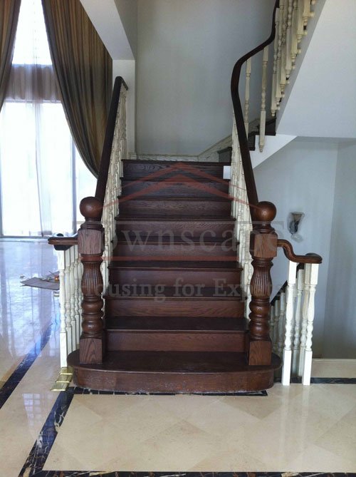 two floor villa renting shanghai Unfurnished villa with big garden and floor heating for rent in Pudong
