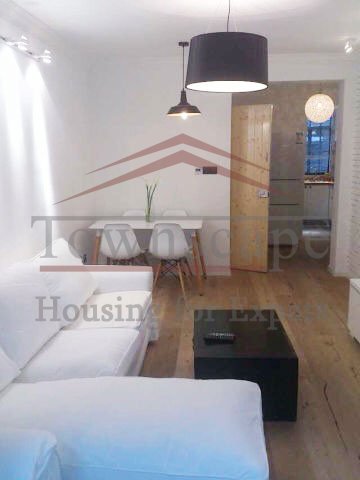 fuxing road renting modern flats shanghai Beautiful apartment with terrace for rent in the middle of Shanghai