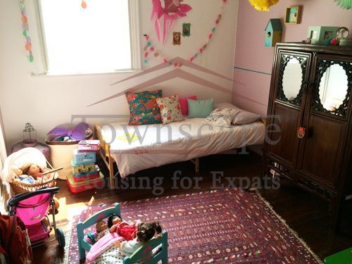 well communicated apartment in shanghai Big fully furnished apartment with terrace for rent