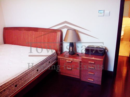 Shanghai high floor rent Nicely furnished and renovated apartment in Maison Des Artistes