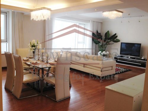 skyline mansion apartmeant rentals Luxurious high floor 3 BR Skyline Masion apartment for rent