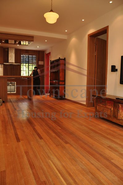 luxury apartment shanghai Renovated apartment with floor heating and balcony