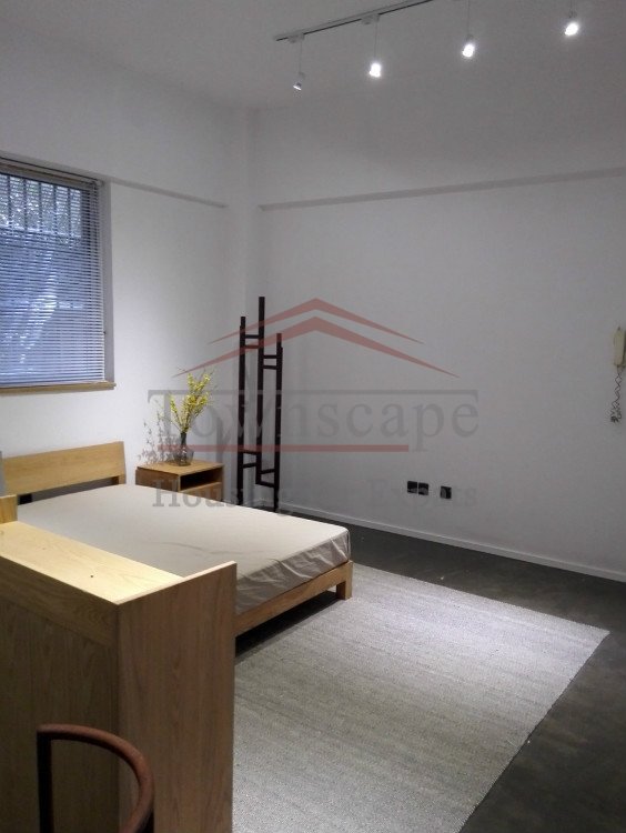 Apartment rent in ffc shanghai Renovated apartment for rent on Anfu road