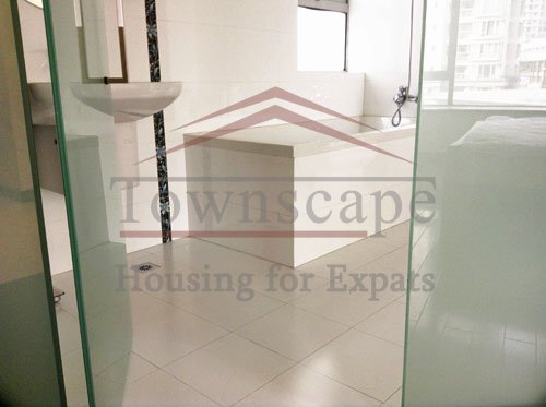 fountain garden renting 3 BR fully furnished apartment in Xujiahui