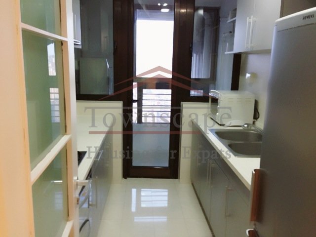 shanghai flat for rent High floor and nice view apartment near xintiandi and Peoples Square