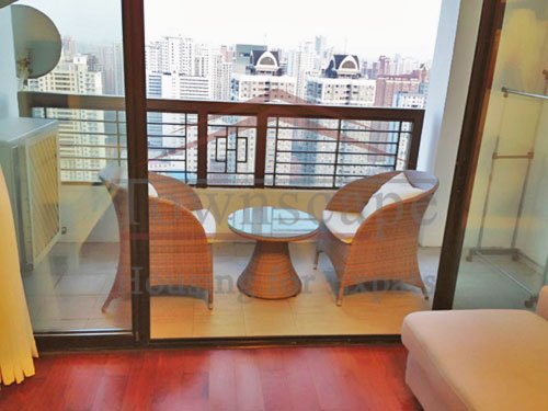 shanghai flat for rent High floor and nice view apartment near xintiandi and Peoples Square