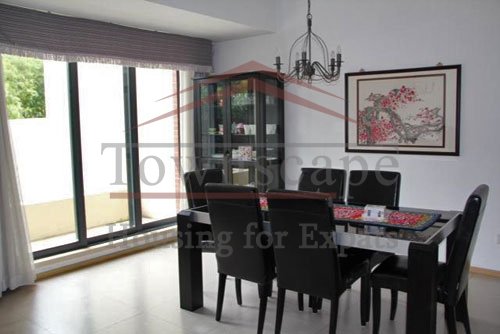 bright villa rentals in shanghai Villa with basement for rent in Westwood Green