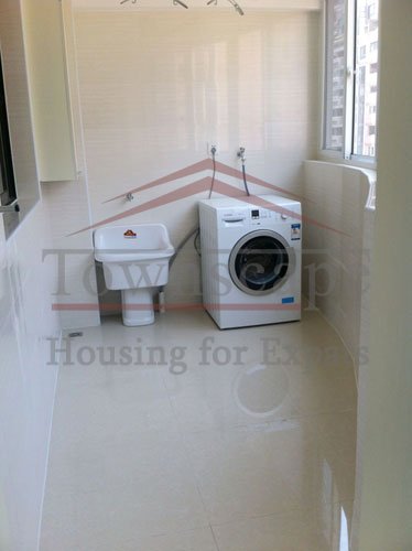 flats rentals near airport shanghai Cozy and bright apartment for rent in Hongqiao