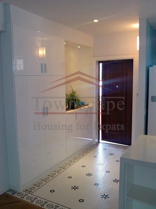 xintiandi shanghai Newly decorated unfurnished apartment on the exclusive Huai Hai Zhong Road