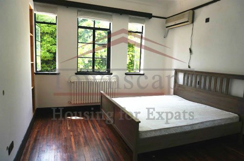 rent in shanghai bright flat Two floor unfurnished apartment with wall heating for rent on Wukang road