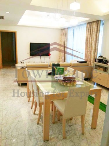 high level Jingan rent apartments Bright and cozy apartment in Jingan Four Seasons for rent