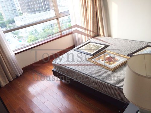 lakeville rent shanghai on top floor Bright apartment with nice view in Lakeville