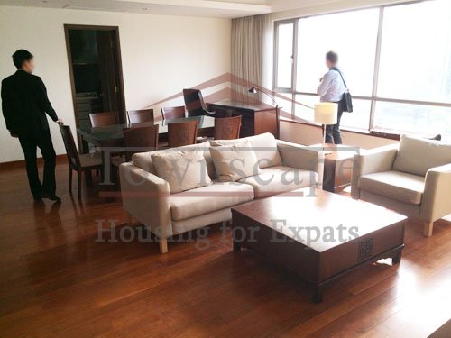 bright and spacious xintiandi rentlas apartments Bright apartment with nice view in Lakeville