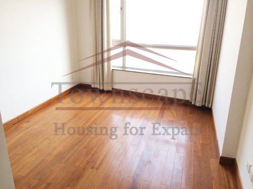 regency lakeville apartments in shanghai for Big and bright apartment in Lakeville in Xintiandi for rent