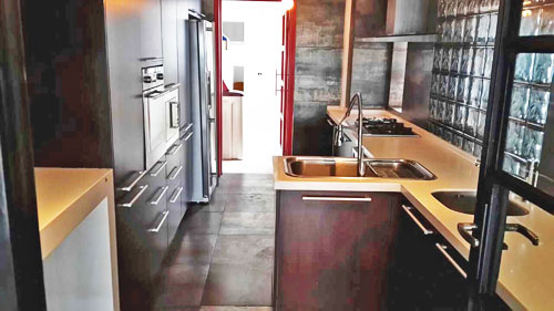 rent flat in shanghai with new kitchen Huge apartment for rent in the center of Shanghai on Anfu road