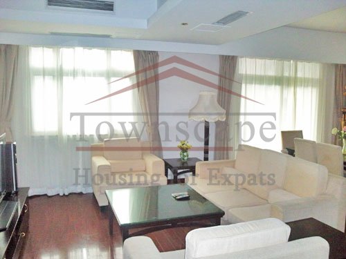rent apartment shanghai near nanjing west road Fully furnished apartment for rent in Jingan Temple area