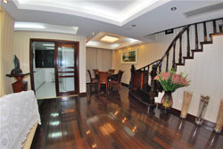 2 level modern apartment for rent in Xujiahui