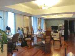 Large and luxurious family apartment for rent in French Conce