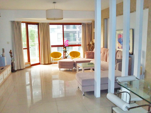 Nicely furnished apartment in Sassoon Park near Hongqiao Airp