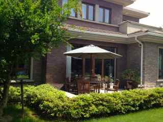 Villa for rent shanghai Huge family house/villa with garden to rent