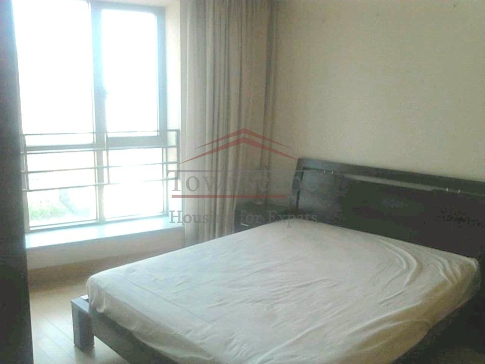 find apartment central shanghai High floor apartment for rent in Four Season, Jing