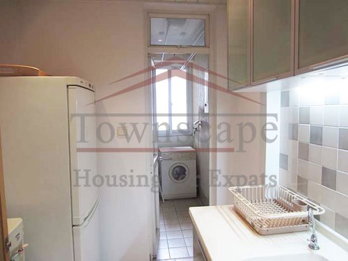 nanjing road apartment rent in shanghai Bright apartment for rent in Jingan Temple area