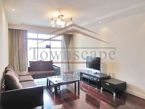 bright and renovated shanghai apartment for rent Bright apartment for rent in Jingan Temple area