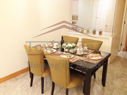 nice view jing`an apartment for rent Cosy and bright apartment for rent in Jingan Four Seasons