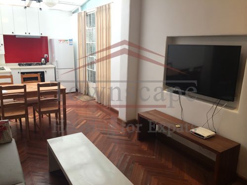 shanghai house with terrace for rent Renovated old apartment with small garden for rent