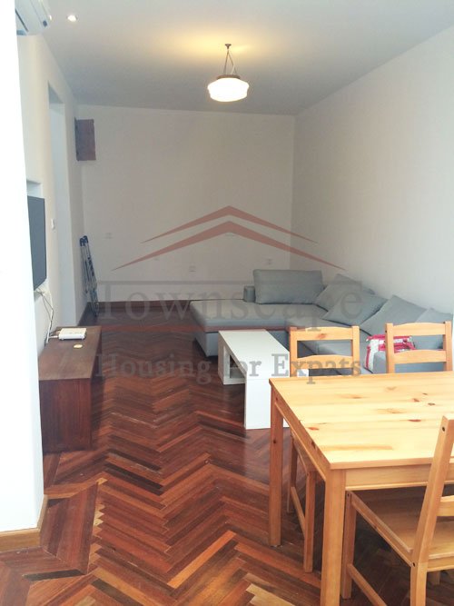 ffc shanghai rentals Renovated old apartment with small garden for rent