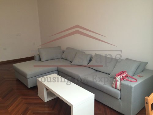 comfortable houses in shanghai Renovated old apartment with small garden for rent