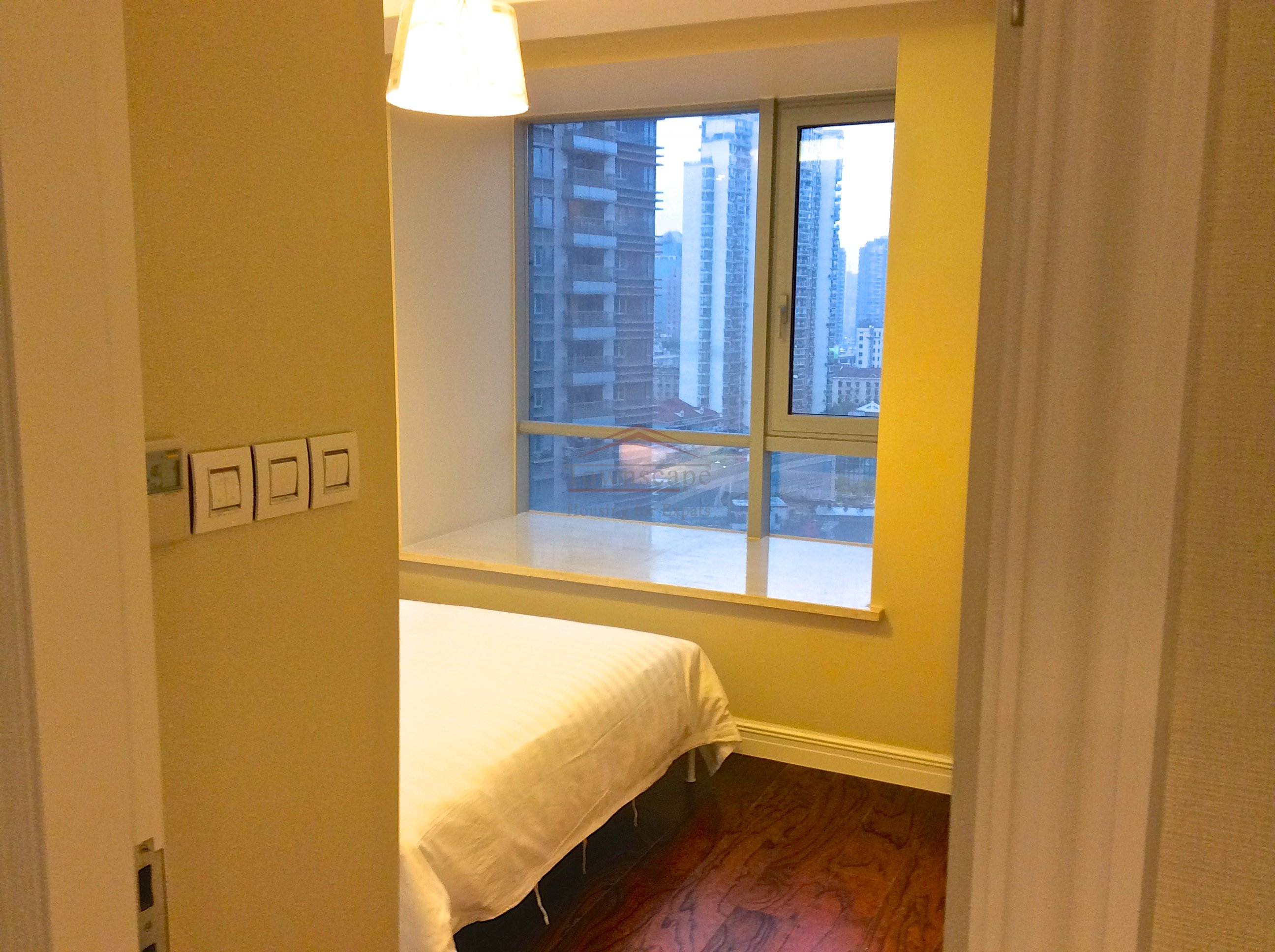 rent apartment people square Classy executive apartment to rent near People