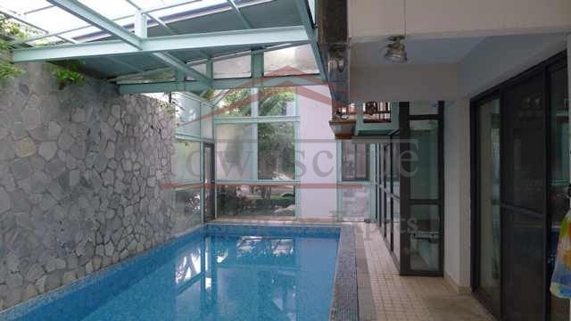 villa with private pool shanghi Modern Villa with private swimming pool and open space layout