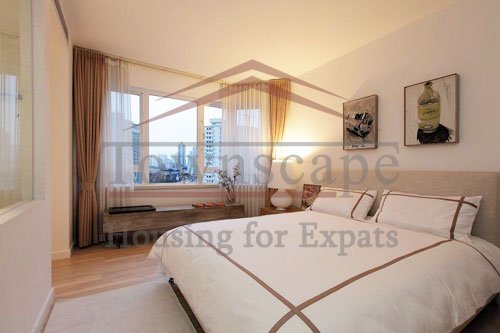 bright apartment near jing`an temple Luxury and bright apartment with balcony for rent in Central residence