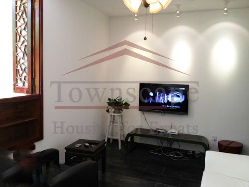 apartment with terrace shanghai Renovated apartment with terrace and floor heating for rent in French Concession