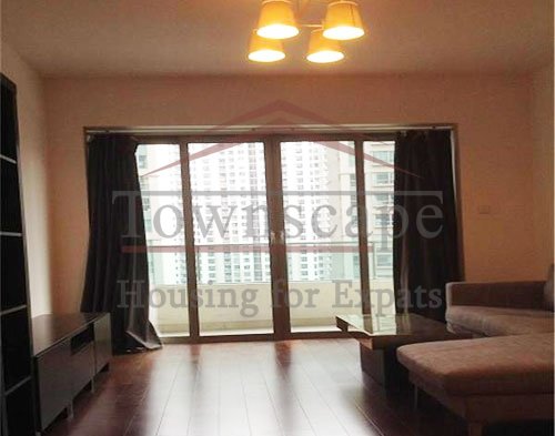 rent apartment in shanghai Bright and renovated apartment for rent in Eight Park Avenue - Shanghai