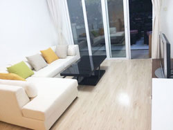 Apartment with terrace for rent in Xujiahui