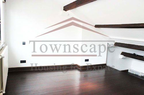 Xintiandi rentals flats 4 BR Stylish 2 level wall heated apartment for rent near Xintiandi