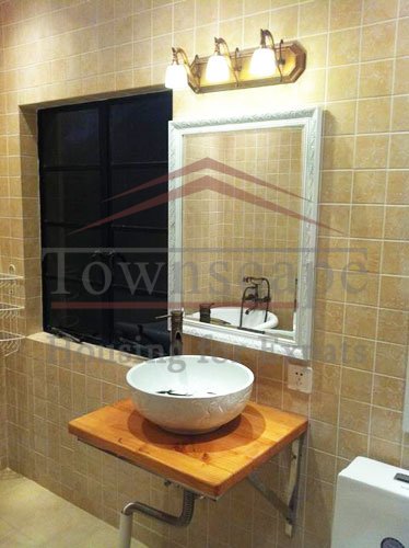 french concession rent in shanghai Old apartment with wall heating for rent on Changshu road