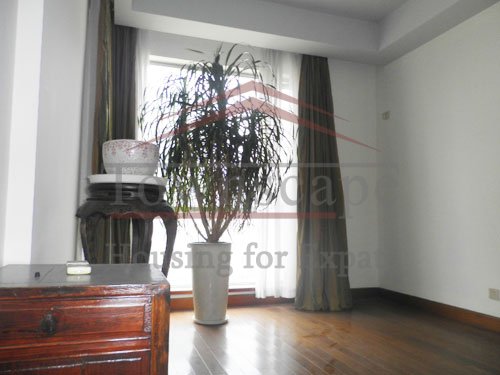 xintiandi rent apartment Duplex apartment with roof terrace for rent in Lakeville - Xintiandi